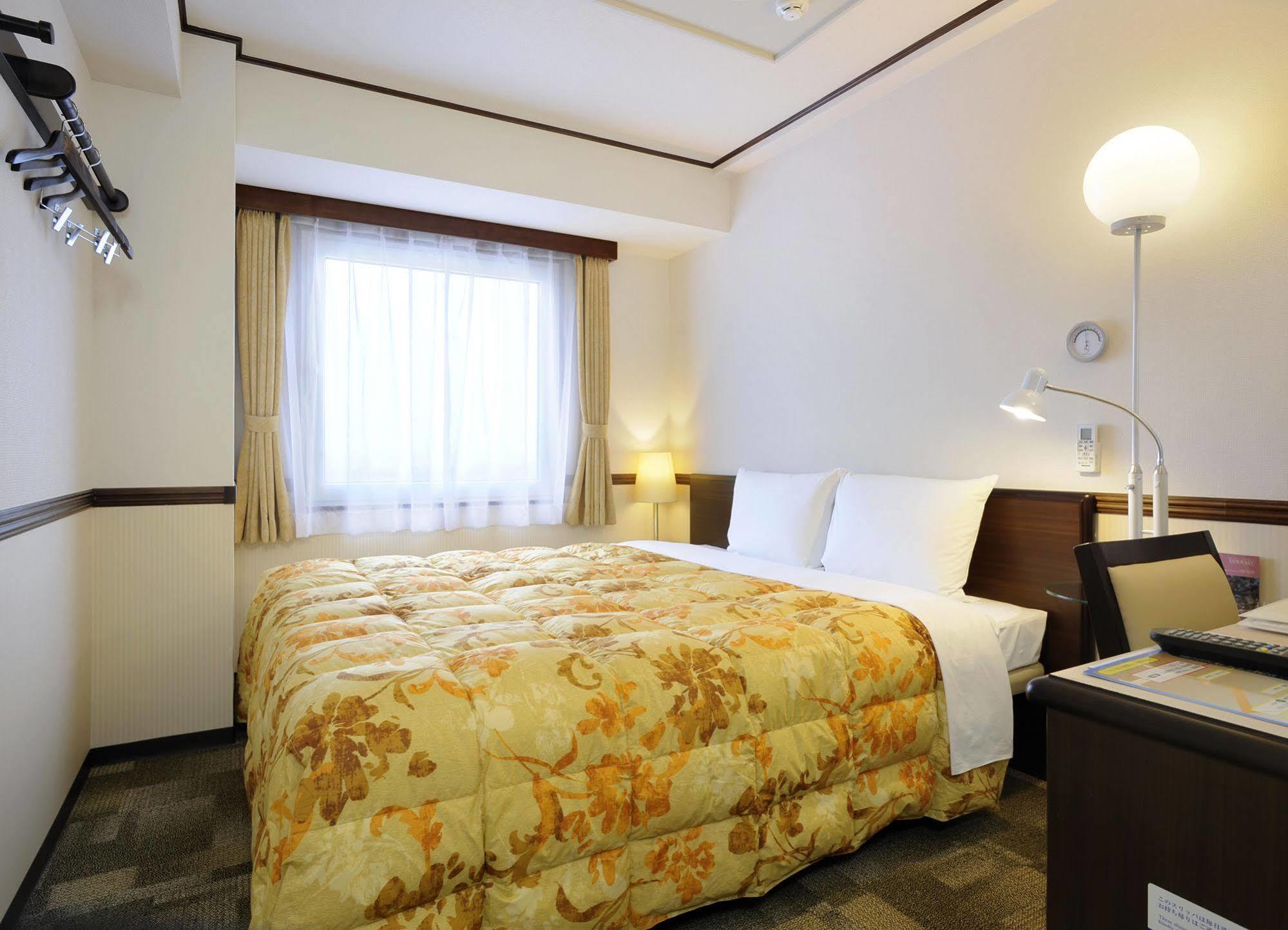Toyoko Inn Sendai Higashi-Guchi No.1 Bagian luar foto